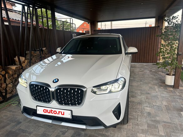 2022 BMW X4 20d II (G02) Рестайлинг, белый, 6000000 рублей - вид 2