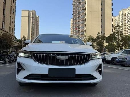 2022 Geely Emgrand II, белый, 1230000 рублей, вид 2