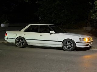 1990 Toyota Chaser IV (X80), белый, 790000 рублей, вид 5