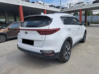 2019 Kia Sportage IV Рестайлинг, белый, 1630000 рублей, вид 5