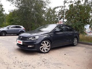 2016 Volkswagen Polo V Рестайлинг, серый, 1050000 рублей, вид 2