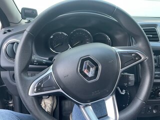 2020 Renault Sandero Stepway II Рестайлинг, коричневый, 900000 рублей, вид 3