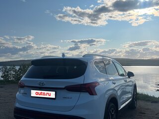 2021 Hyundai Santa Fe IV Рестайлинг, белый, 2600000 рублей, вид 4