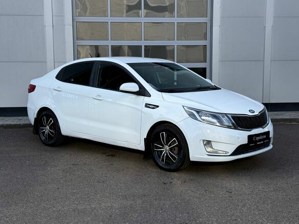 2014 Kia Rio 5-speed III, белый - вид 6
