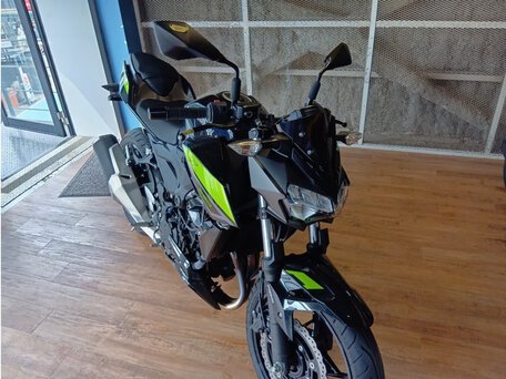 2022 Kawasaki Z 250, чёрный, 420000 рублей, вид 3
