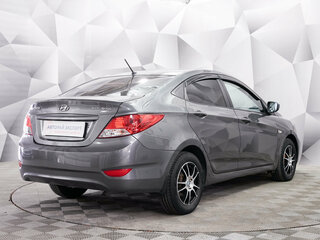 2013 Hyundai Solaris I, серый, 679000 рублей, вид 5