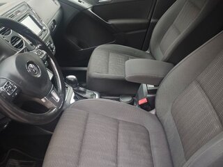 2012 Volkswagen Tiguan I Рестайлинг, чёрный, 1270000 рублей, вид 4