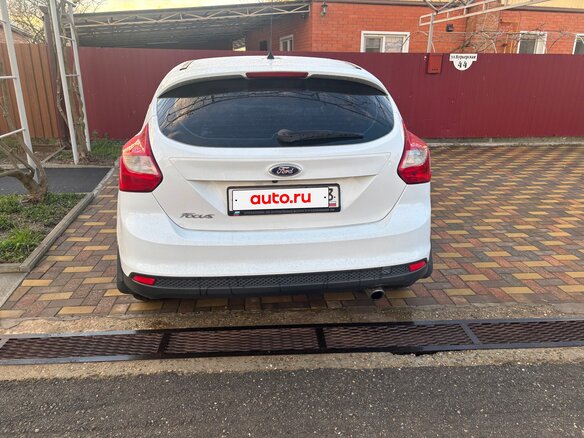 2013 Ford Focus III, белый, 870000 рублей - вид 1