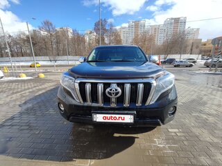 2014 Toyota Land Cruiser Prado 150 Series Рестайлинг 1, чёрный, 3450000 рублей, вид 3