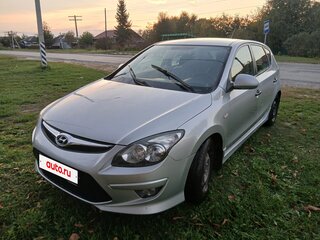 2010 Hyundai i30 I Рестайлинг, серебристый, 650000 рублей, вид 1