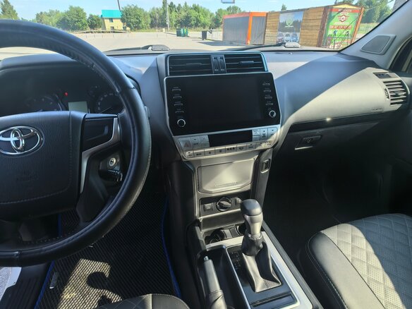 2021 Toyota Land Cruiser Prado 150 Series Рестайлинг 3, белый, 5430000 рублей - вид 10