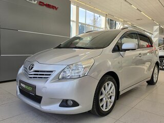 2010 Toyota Verso I, серый, 1099000 рублей, вид 1