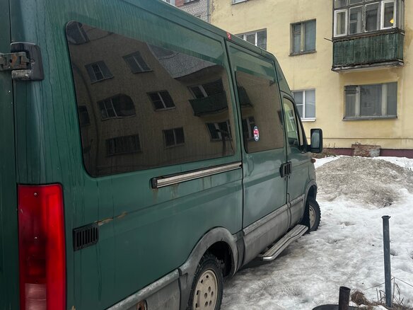 2003 Iveco Daily, зелёный, 555555 рублей - вид 4