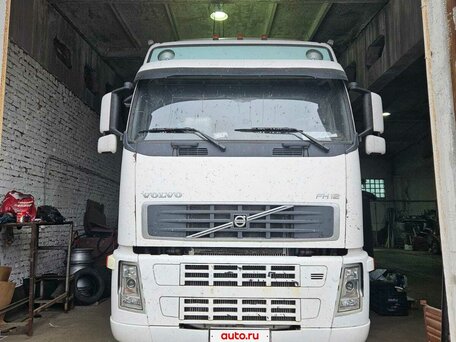 2005 Volvo FH, белый, 3500000 рублей, вид 2