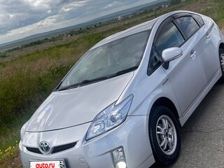 2009 Toyota Prius III (XW30), серебристый, 950000 рублей, вид 2
