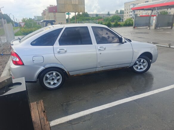 2010 Lada (ВАЗ) Priora I, серый, 190000 рублей - вид 2