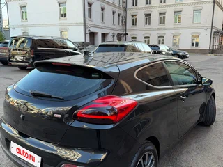2017 Kia Ceed II Рестайлинг, чёрный, 1034000 рублей, вид 4