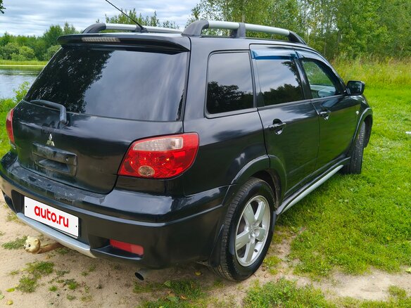 2004 Mitsubishi Outlander I, чёрный, 440000 рублей - вид 2