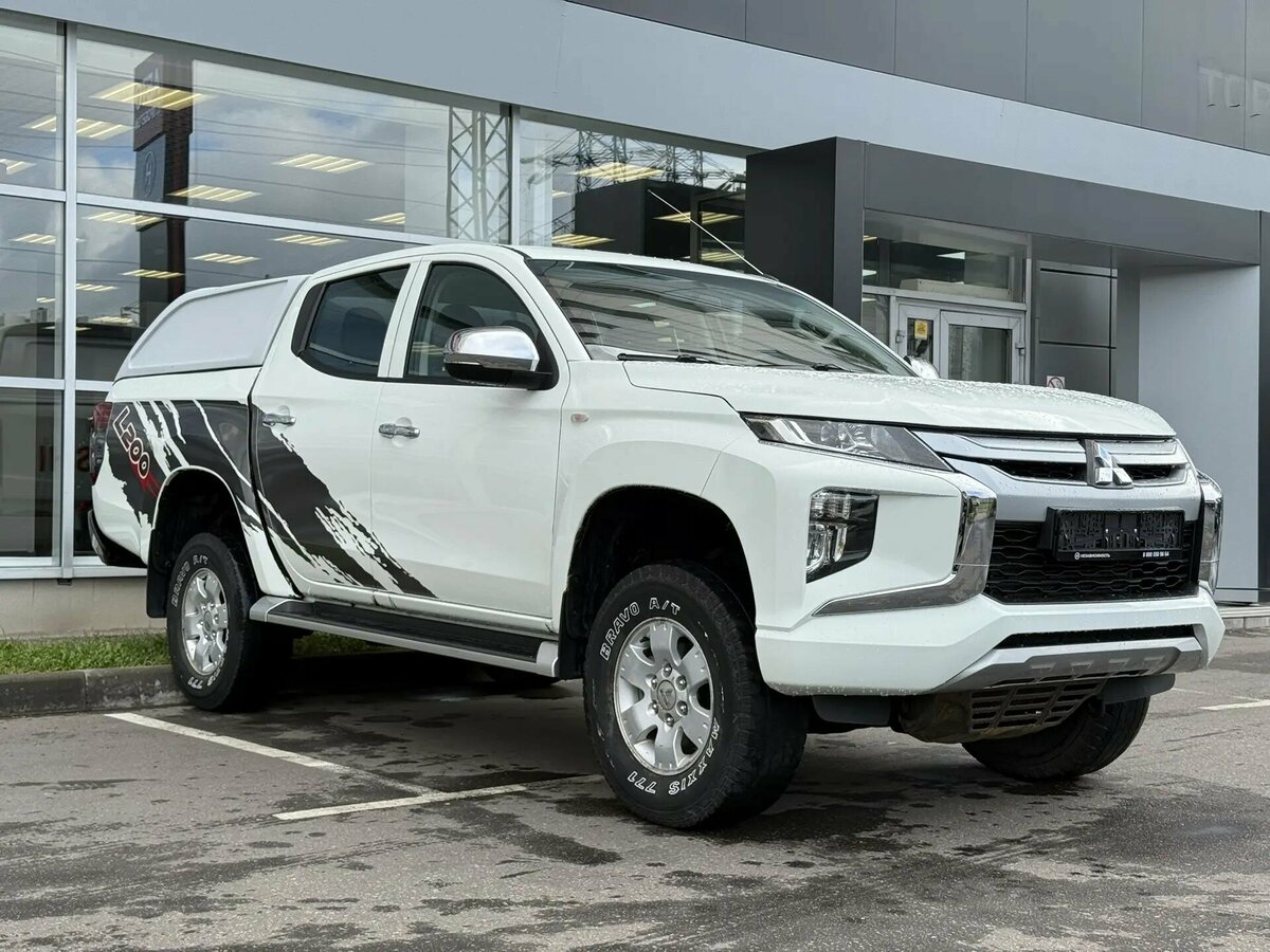 Открыть фотографии: Mitsubishi L200 V Рестайлинг