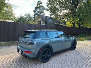 2020 Mini Clubman Cooper S ALL4 II Рестайлинг, серый, 2900000 рублей, вид 4
