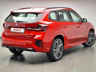 2026 BMW X1 Long 25Li xDrive III (U11/U12), красный, 6220000 рублей, вид 3