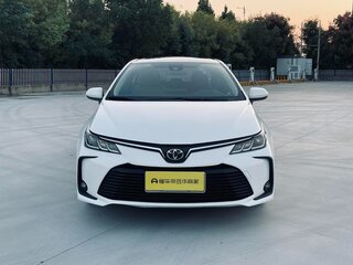 2023 Toyota Corolla Sporty XII (E210) Рестайлинг, белый, 1599000 рублей, вид 2