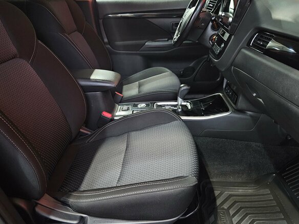 2019 Mitsubishi Outlander III Рестайлинг 3, синий, 2149000 рублей - вид 13