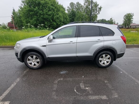 2012 Chevrolet Captiva I Рестайлинг, серебристый, 1020000 рублей - вид 6