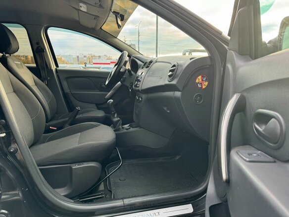 2019 Renault Logan Stepway II Рестайлинг, чёрный - вид 9