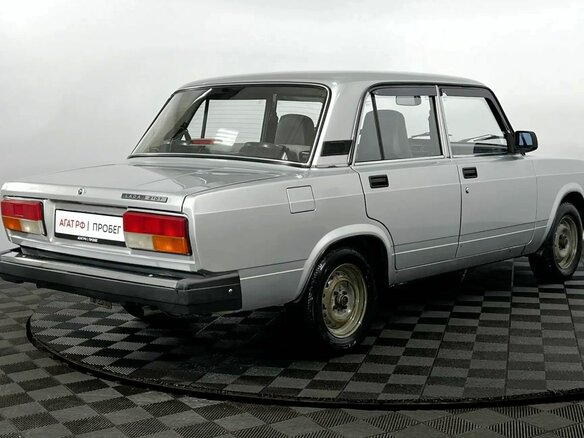 2010 Lada (ВАЗ) 2107, серебристый, 250000 рублей - вид 5