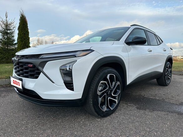 2024 Chevrolet Trax II, белый - вид 7