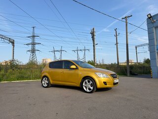 2009 Kia Ceed I, жёлтый, 595000 рублей, вид 5