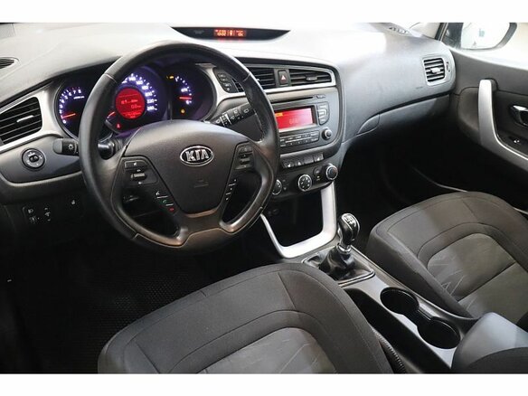 2015 Kia Ceed II Рестайлинг, серый, 988000 рублей - вид 5