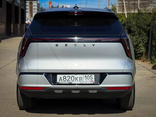 2025 Geely Atlas II, серебристый, 2750000 рублей, вид 3
