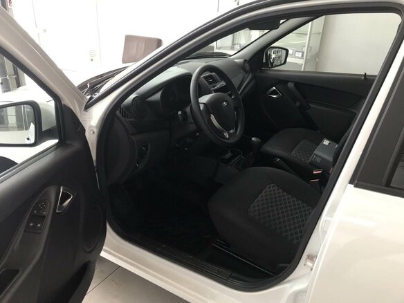 2026 Lada (ВАЗ) Granta I Рестайлинг, белый, 1068000 рублей - вид 7