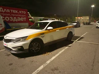 2019 Kia Optima IV Рестайлинг, белый, 850000 рублей, вид 2