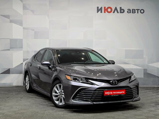 2022 Toyota Camry US Market VIII (XV70) Рестайлинг, серый, 2970000 рублей, вид 3