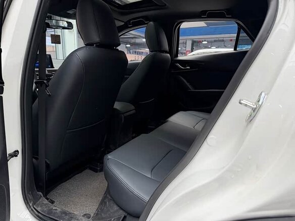 2021 Mazda CX-4 I Рестайлинг, белый, 1620000 рублей - вид 12