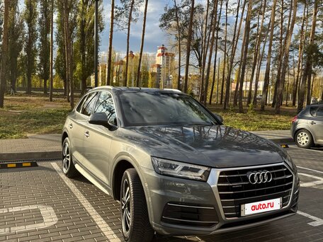 2018 Audi Q5 II (FY), серый, 3550000 рублей, вид 3