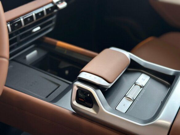 2025 Changan Deepal G318 I, серебристый, 6090000 рублей - вид 13