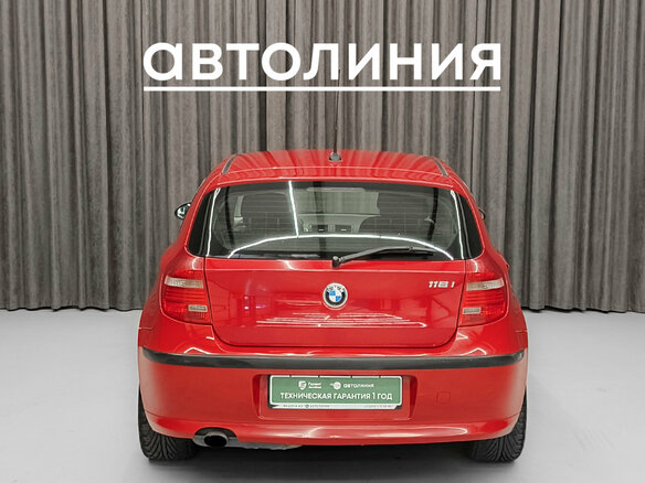 2008 BMW 1 серии 116i I (E81/E82/E87/E88) Рестайлинг, красный, 780000 рублей - вид 3