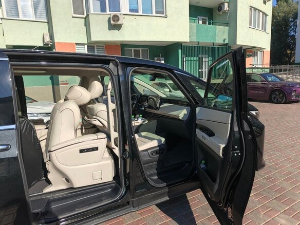 2025 Lexus LM 500h II, чёрный, 19900000 рублей - вид 17