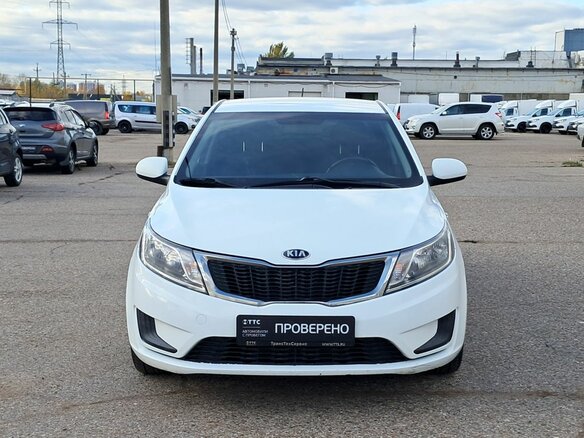 2014 Kia Rio III, белый, 795000 рублей - вид 1