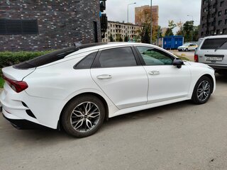 2020 Kia K5 III, белый, 1930000 рублей, вид 4