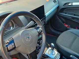 2010 Opel Astra GTC H Рестайлинг, красный, 500000 рублей, вид 5