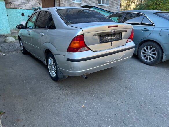 2004 Ford Focus I Рестайлинг, серый, 100000 рублей - вид 2