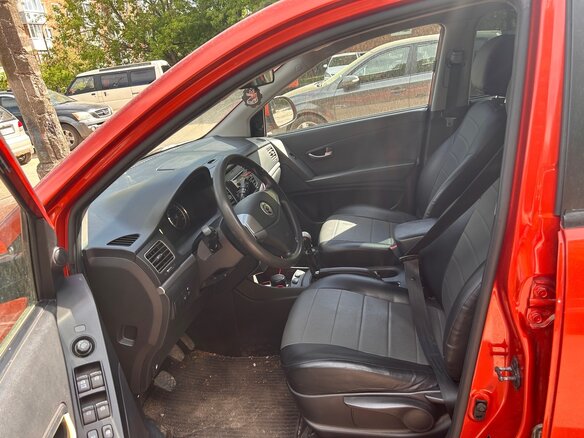 2012 SsangYong Actyon II, красный - вид 6