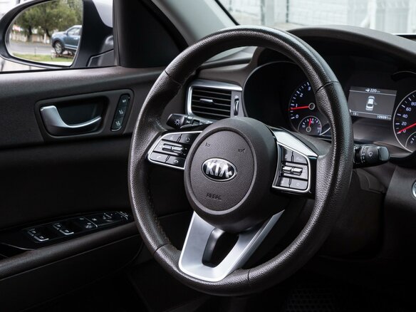 2019 Kia Optima IV Рестайлинг, серебристый, 1923400 рублей - вид 24