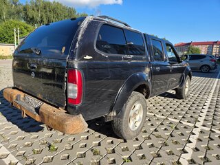 2011 Nissan NP300, чёрный, 850000 рублей, вид 3