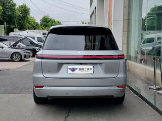 2024 Li Auto (Lixiang) L9 52.3 kWh I Рестайлинг, серый, 6567208 рублей, вид 4